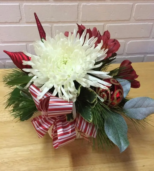Snowflake Sweetness Table Centerpiece